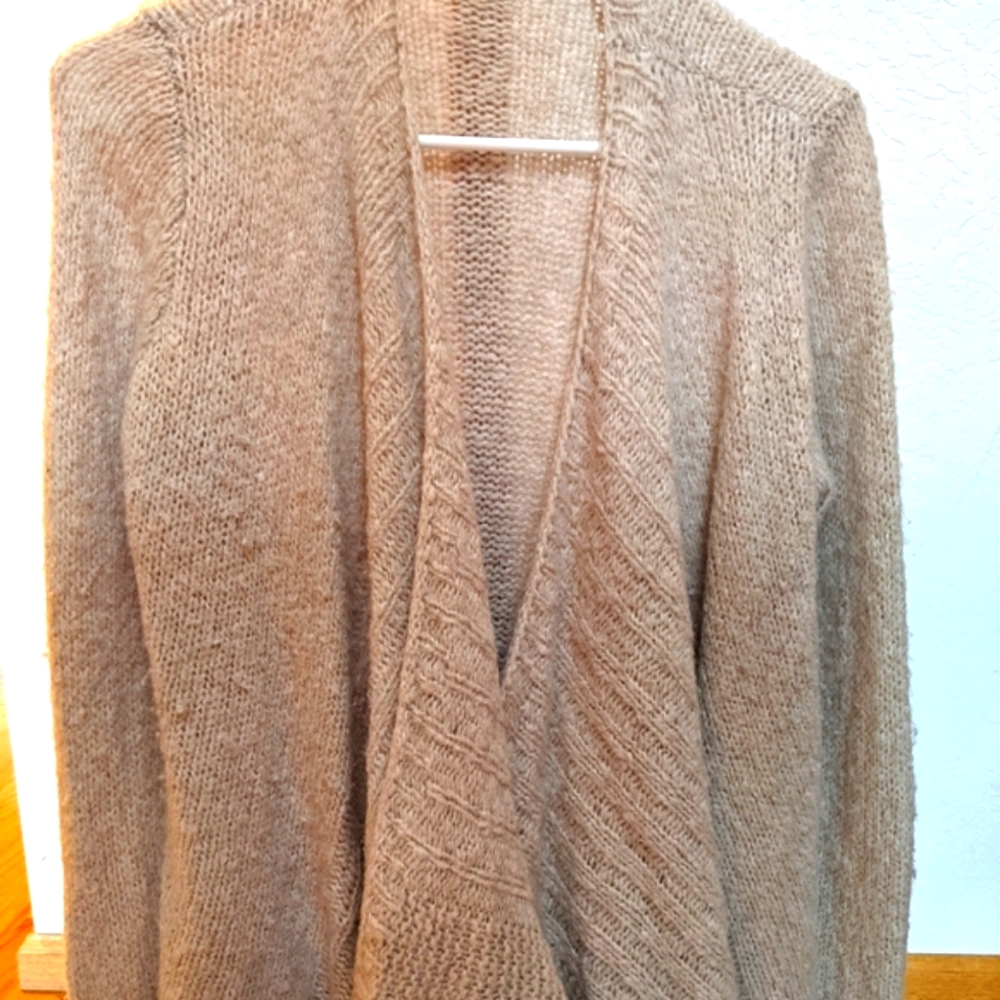 Hollister Cardigan